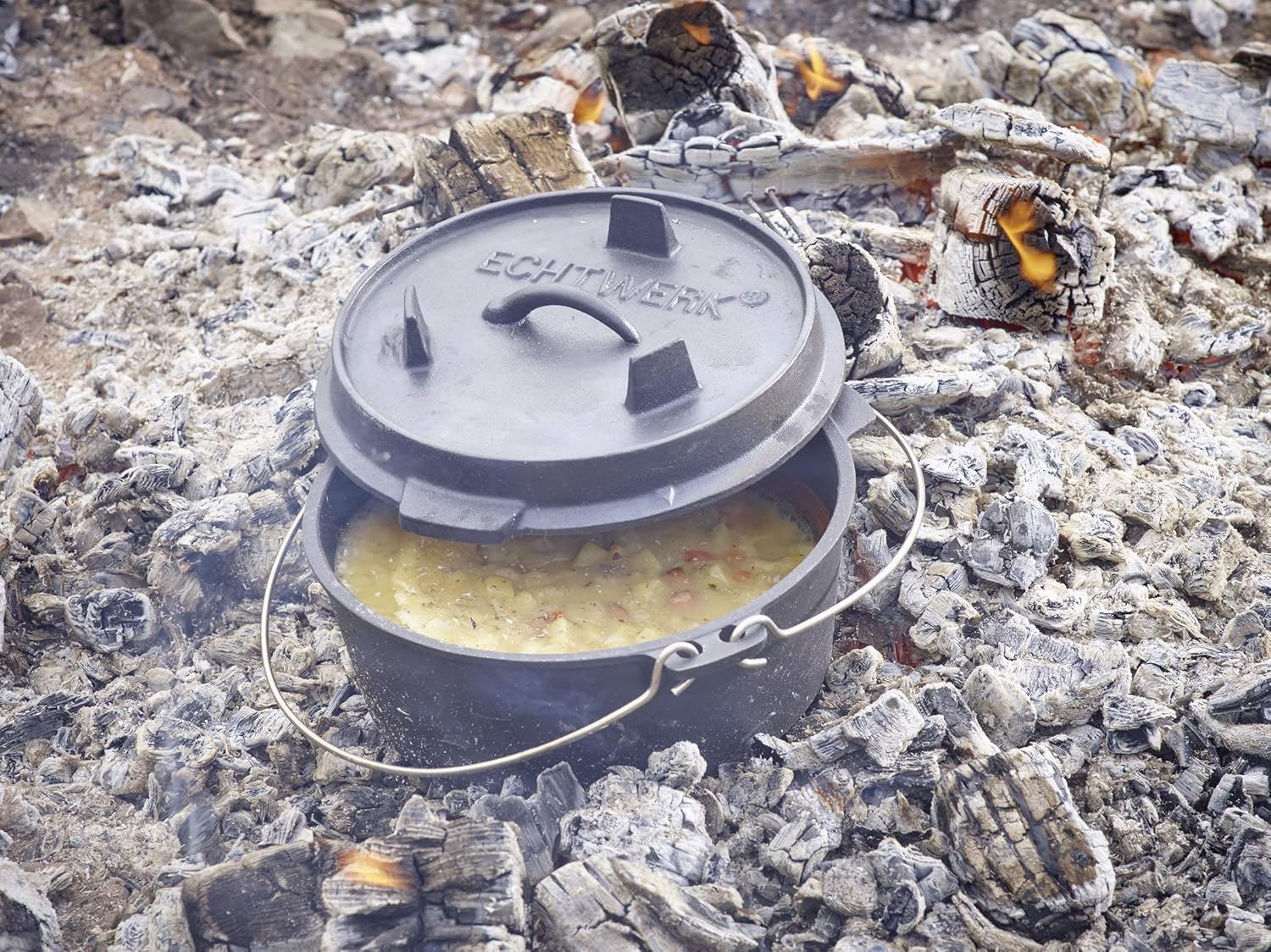 ECHTWERK Dutch Oven Gusseisen BBQ Kochtopf ca. 4 L