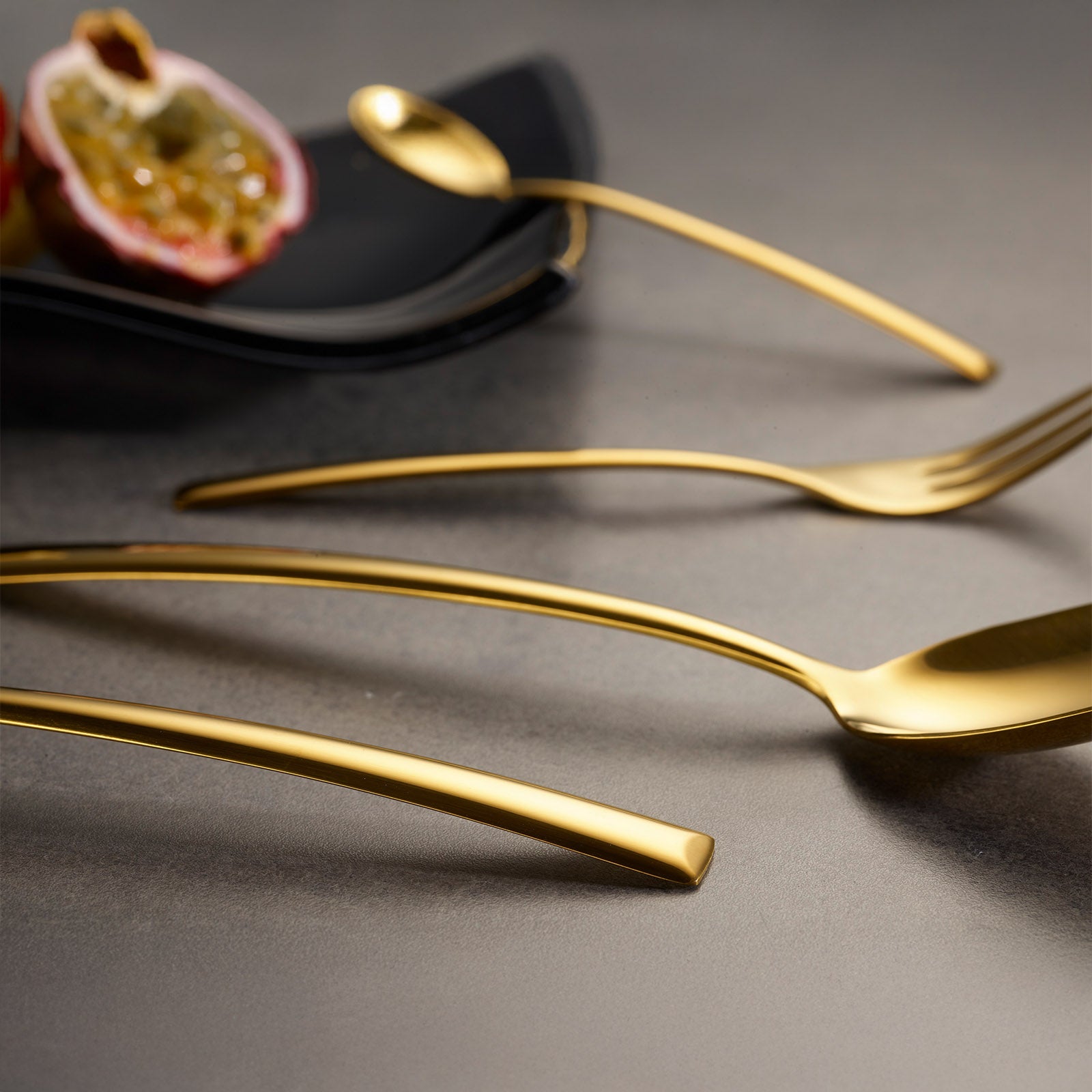 ECHTWERK Tafelbesteck Avelino/Shiny-Gold Edition aus Edelstahl